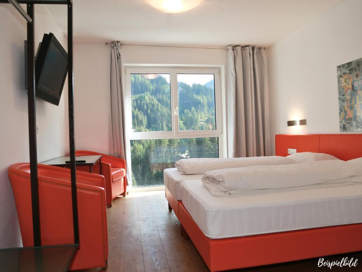 Shanti Hotel Sankt Anton am Arlberg Bagian luar foto